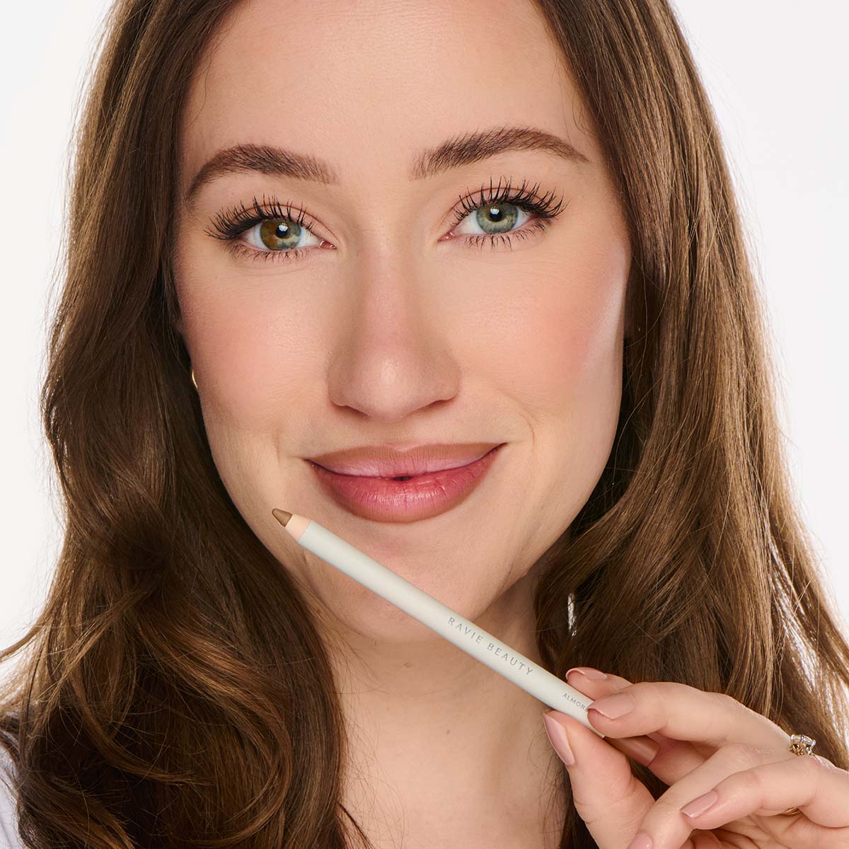 Ravie Beauty Soft Definition™ Longwear Lip Liner in Almond