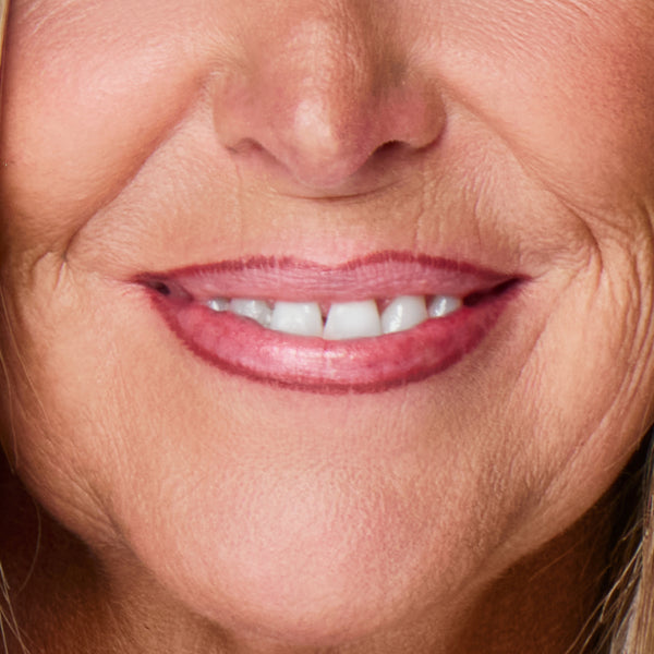 Soft Definition™ Longwear Lip Liner in Plum, worn