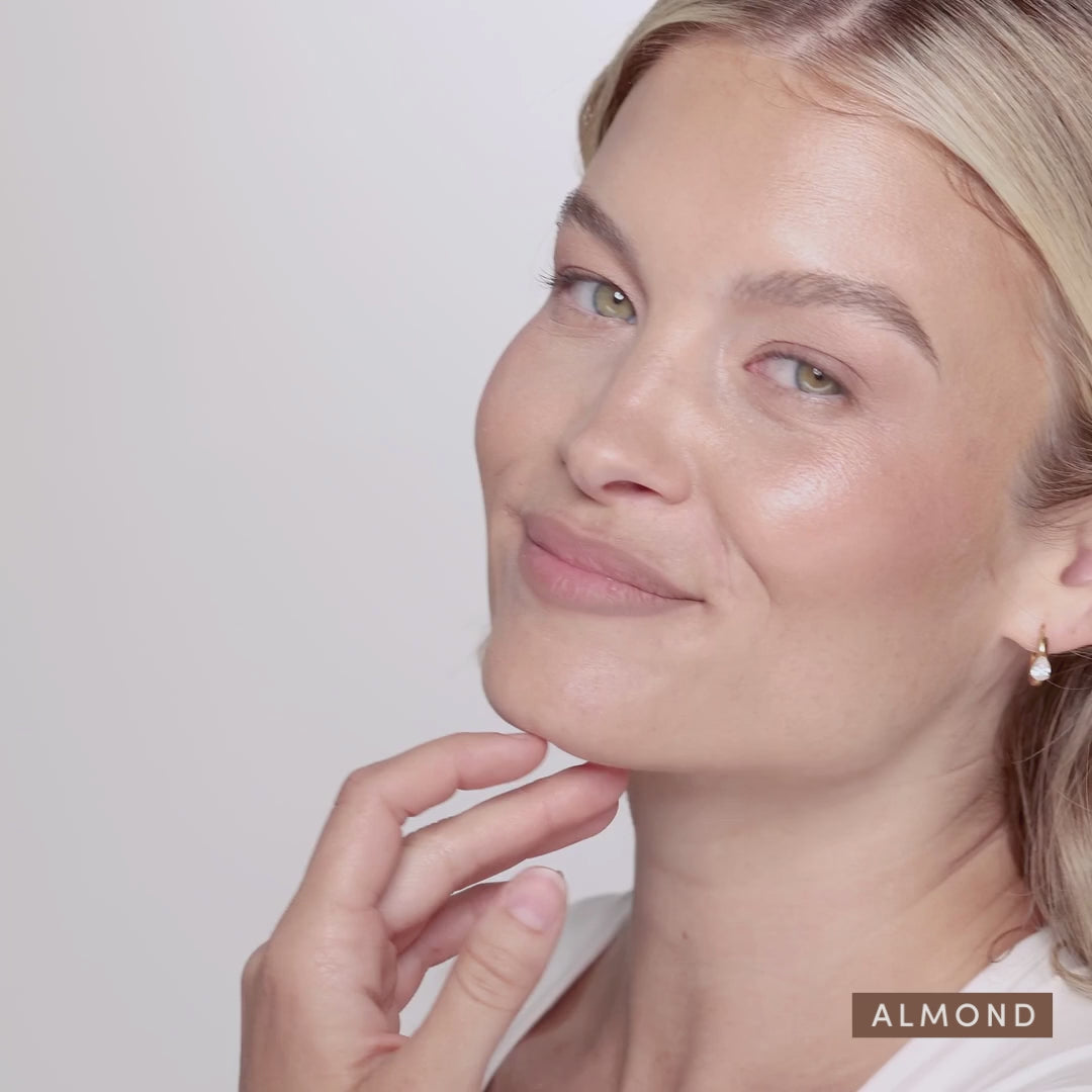Three models wearing it. Ravie Beauty Soft Definition™ Longwear Lip Liner in Almond 